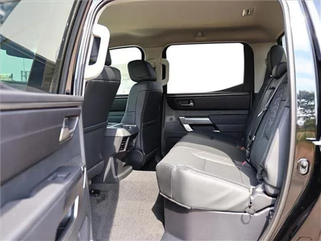 New 2024 Midnight Black Metallic Toyota SR5 (A10) 4x2 CrewMax 5.5 ft. box 145.7 in. WB image 12