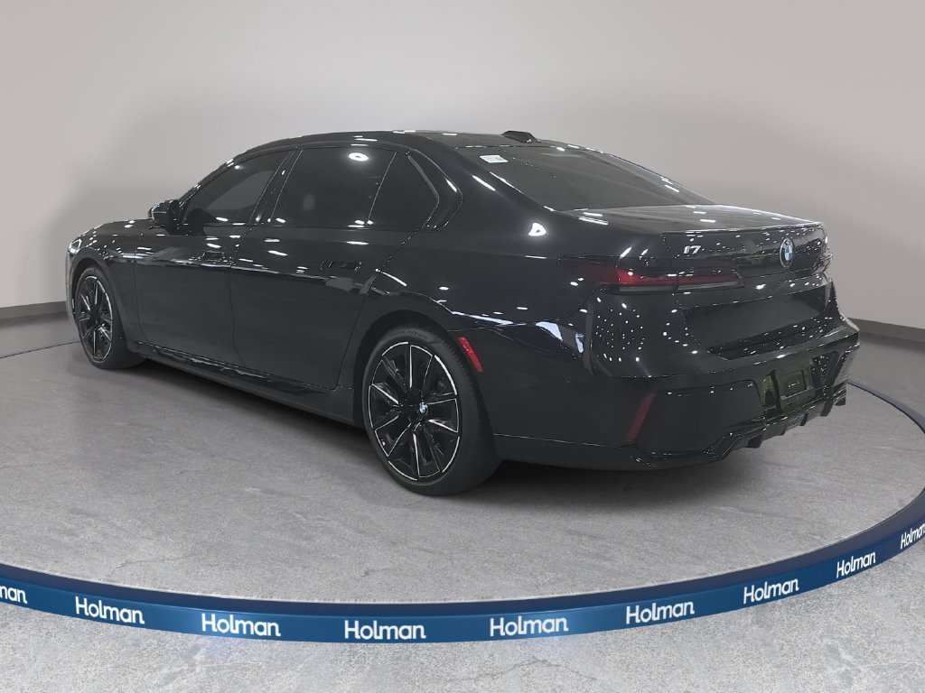Certified Used 2023 Black Sapphire Metallic BMW xDrive60 image 8