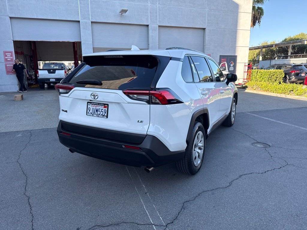Used 2021 White Toyota LE image 5