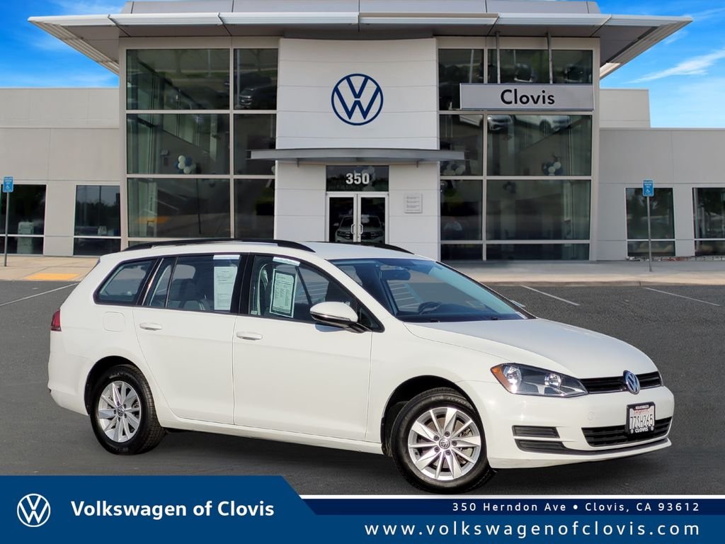 2017 Volkswagen Golf SportWagen