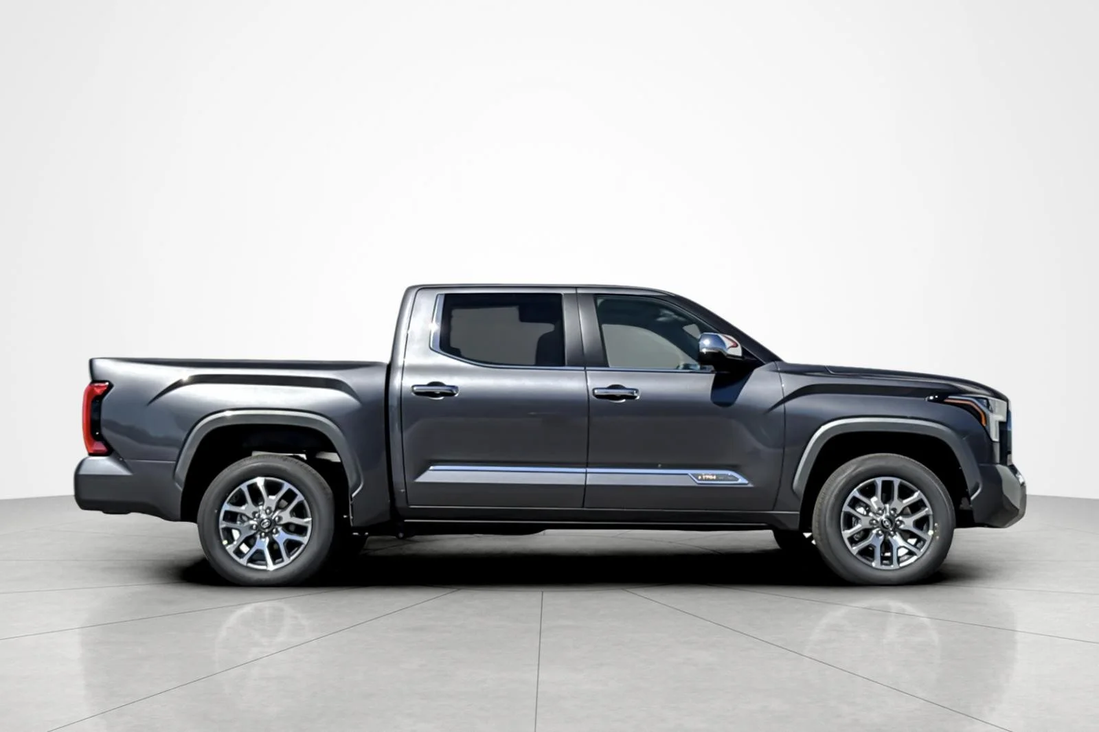 2026 Toyota Tundra 1794 Edition - Photo 6