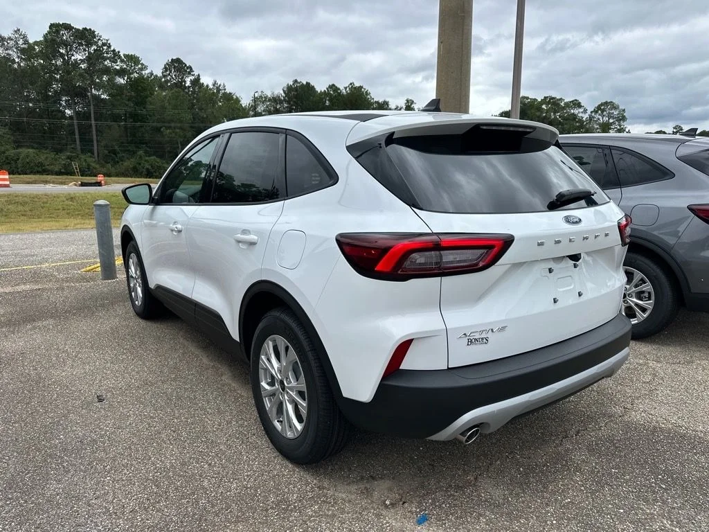 New 2026 Oxford White Ford Active® image 9