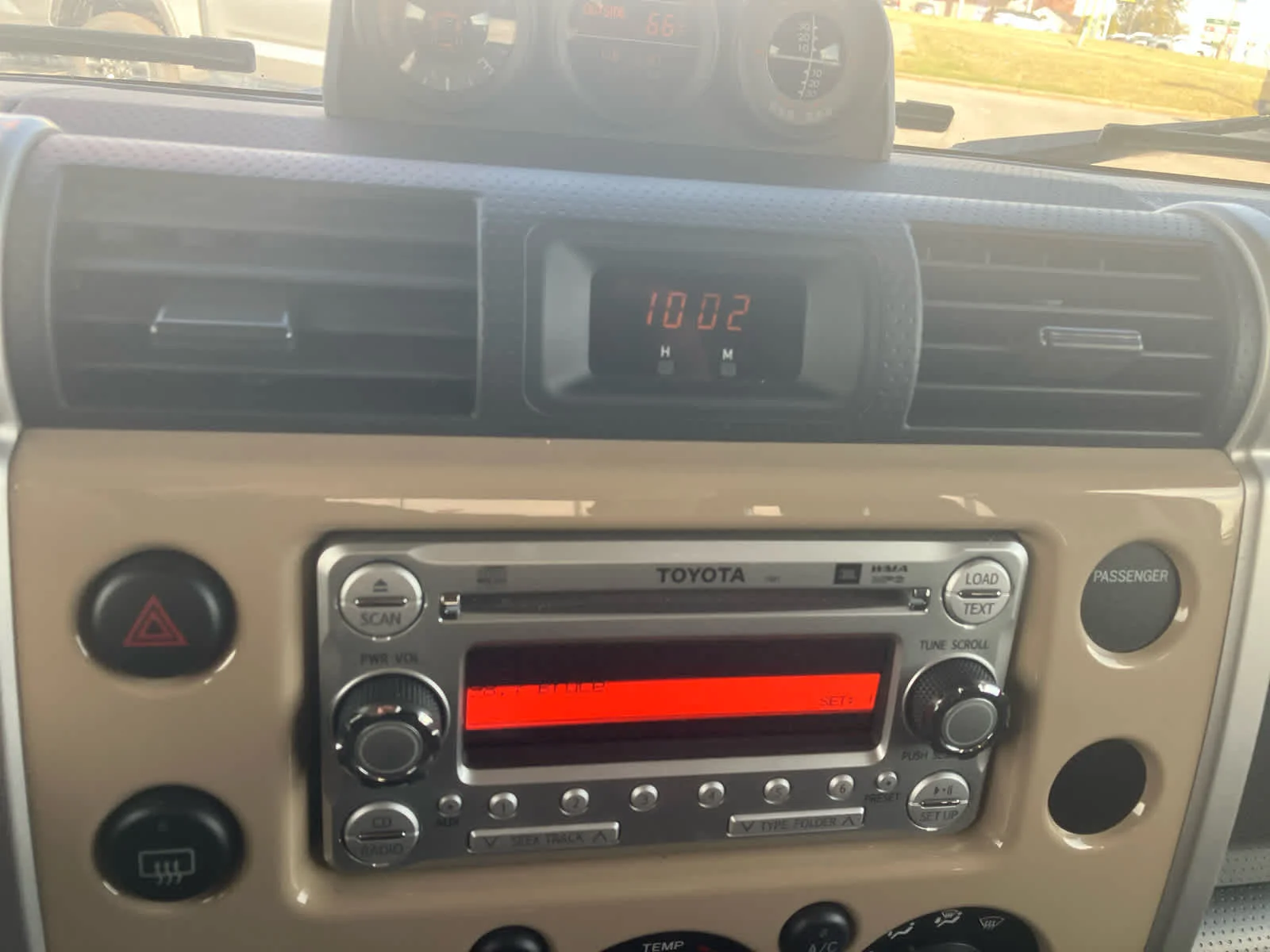 Used 2014 Quicksand Toyota  image 19