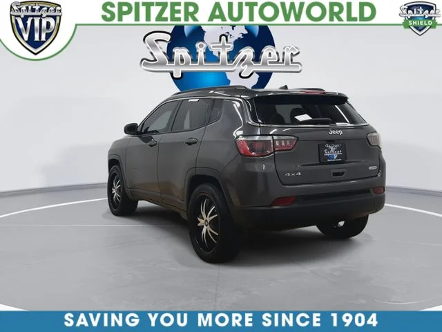 Used 2019 Gray Jeep Latitude image 8
