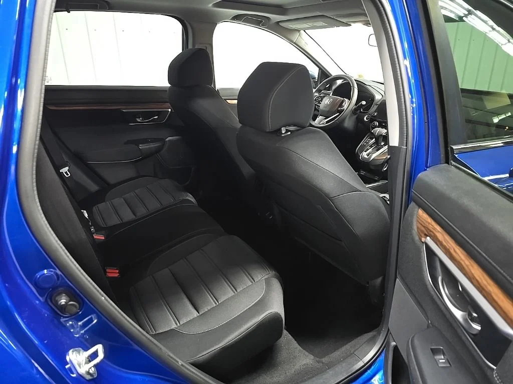 Used 2020  Honda EX image 18