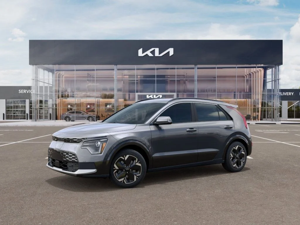 New 2024 Gray Kia Wind image 3