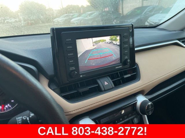 Used 2020 Red Toyota XLE image 24