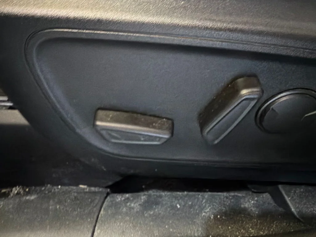 Used 2020 White Ford Titanium image 16