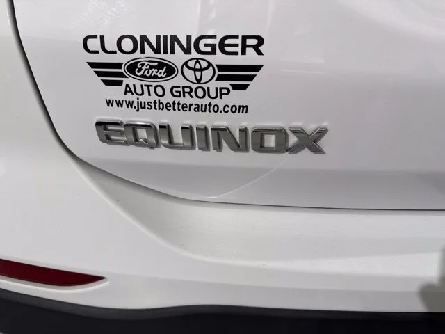 Used 2022 White Chevrolet LT image 8
