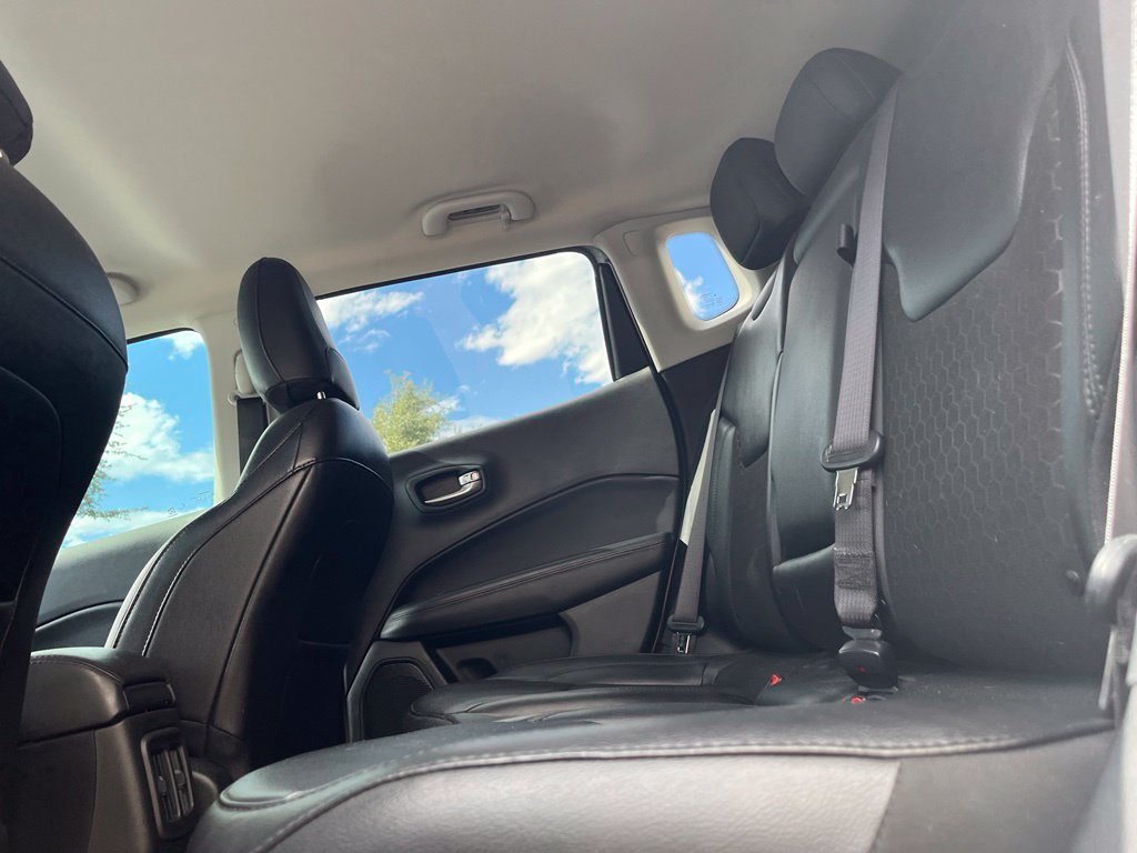 Used 2020 Silver Jeep Altitude image 10