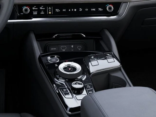 New 2024 Fusion Black Kia X-Line image 23