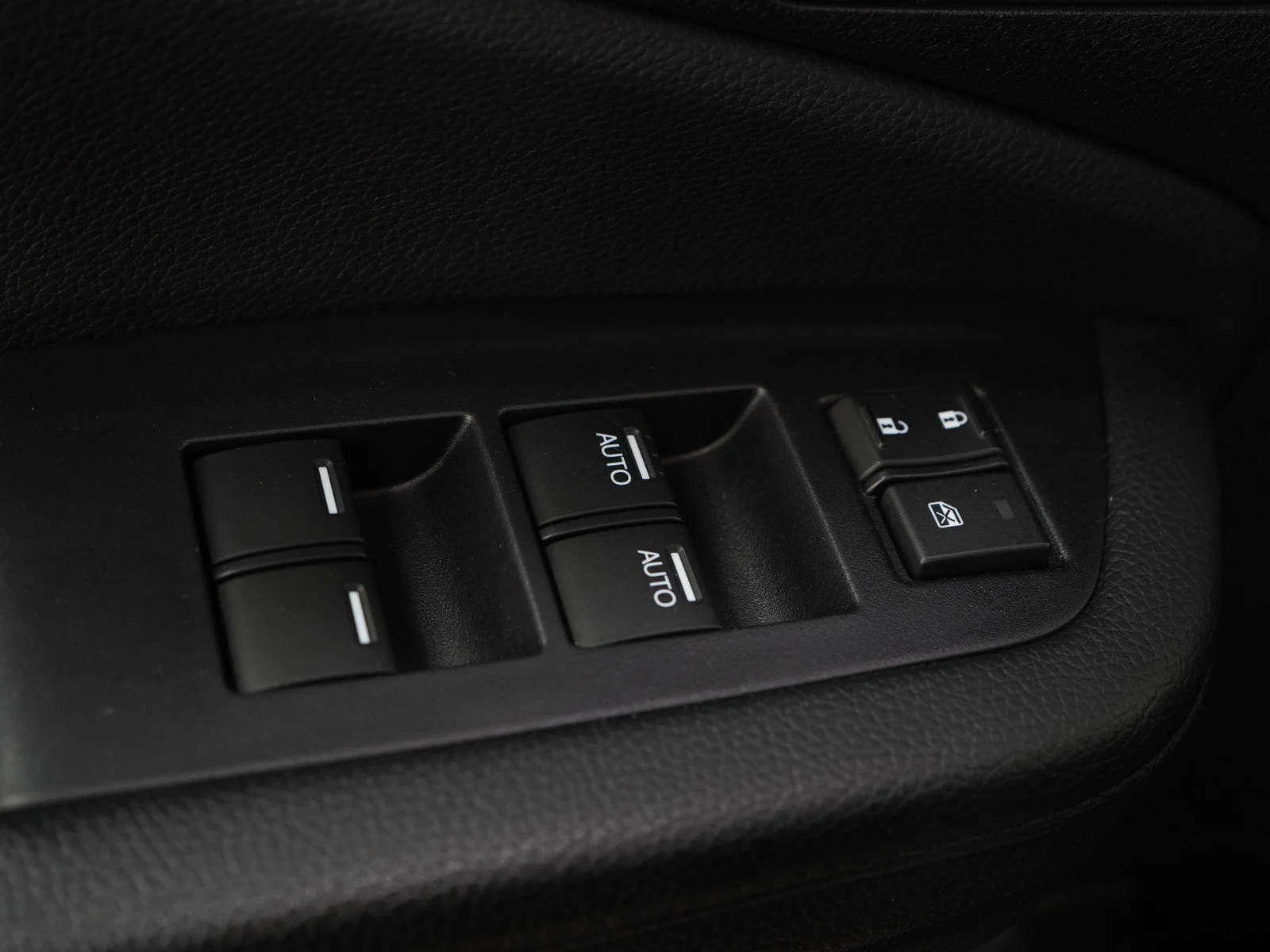 Used 2019  Honda elite image 24