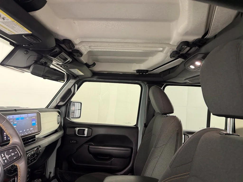 Used 2024  Jeep Willys 4xe image 19