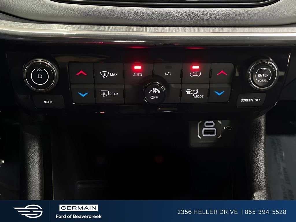 Used 2023 Billet Silver Metallic Jeep Limited image 27
