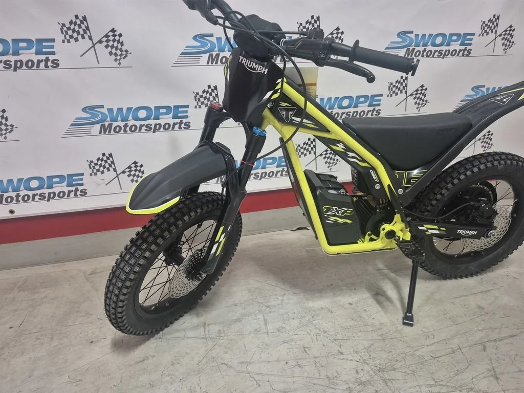 New 2026 Black/Racing Yellow Triumph 16 image 2