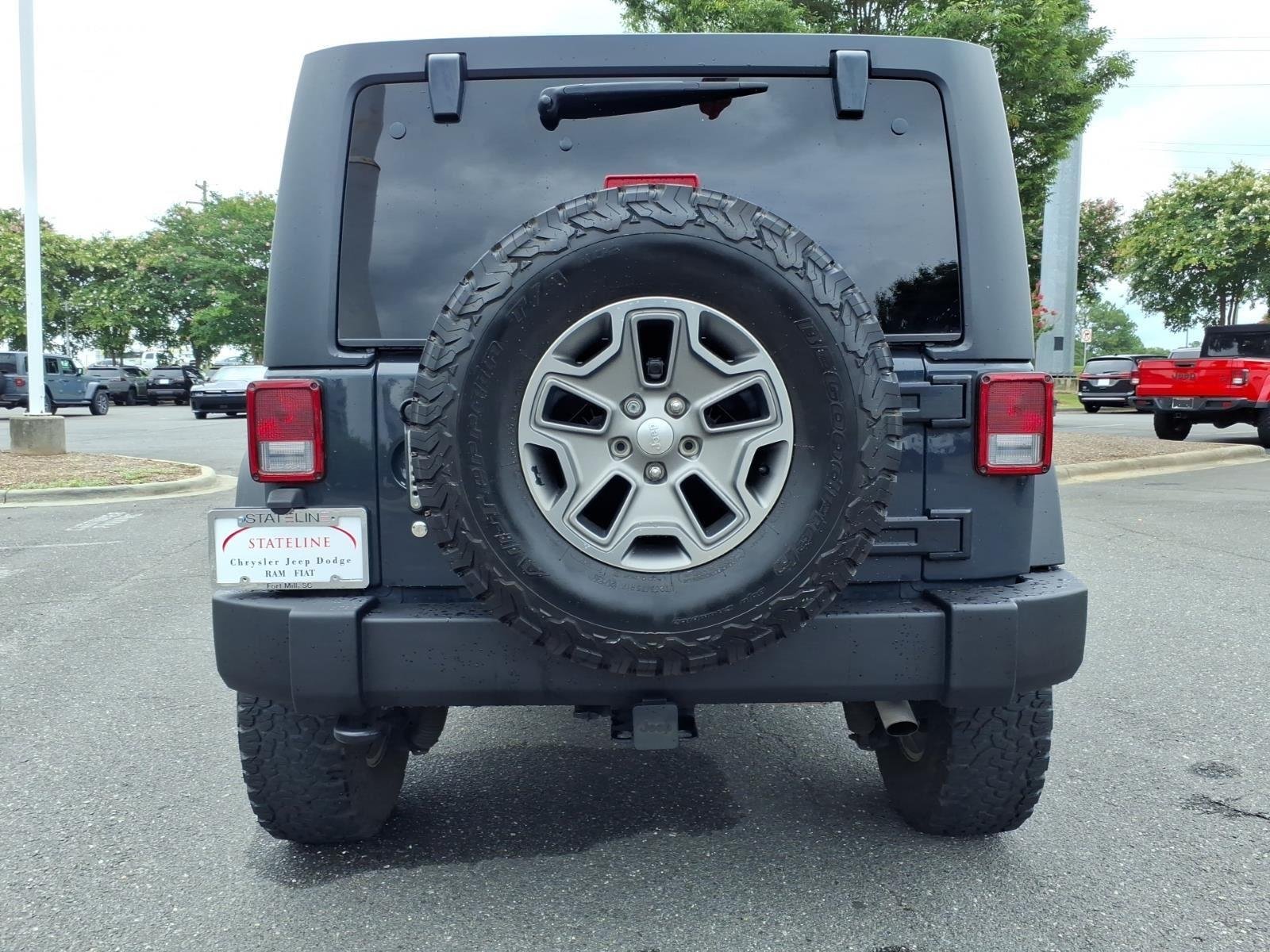 Used 2017 Granite Crystal Metallic Clearcoat Jeep Rubicon image 16