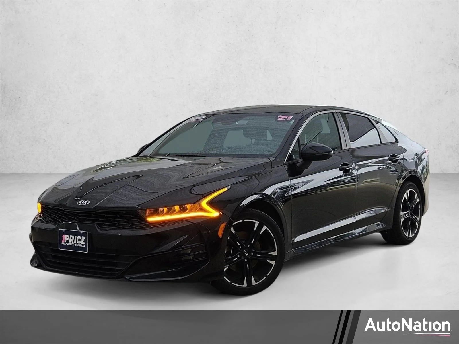 2021 Kia Optima GT-Line FWD's photo
