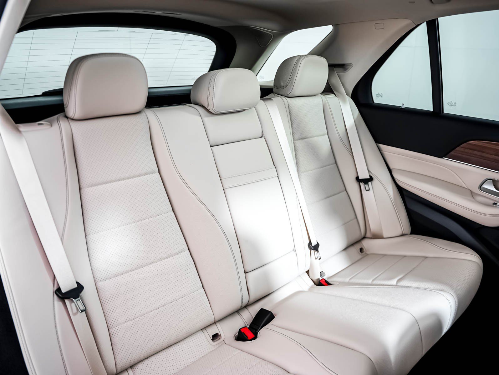 New 2026 Polar White Mercedes-Benz GLE 350 image 13