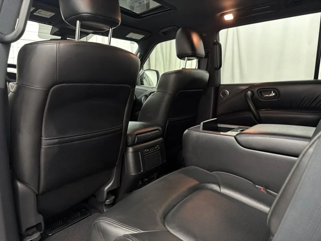 Used 2022 Gray Nissan SL image 26