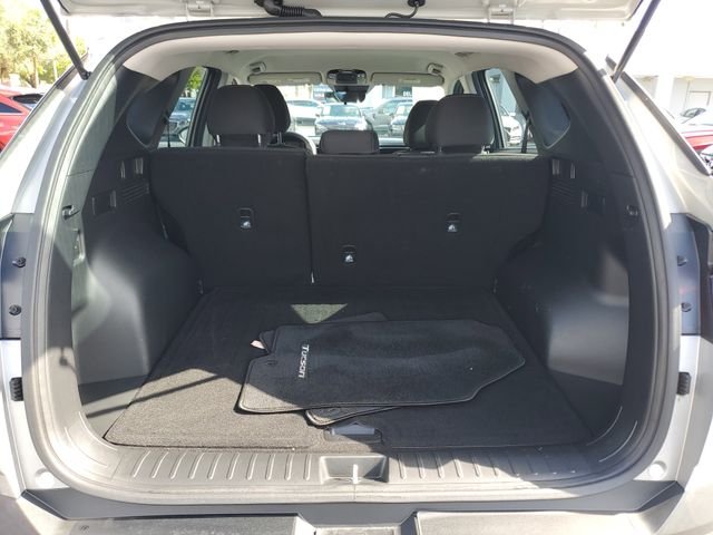 2023 Hyundai Tucson SE - Photo 25