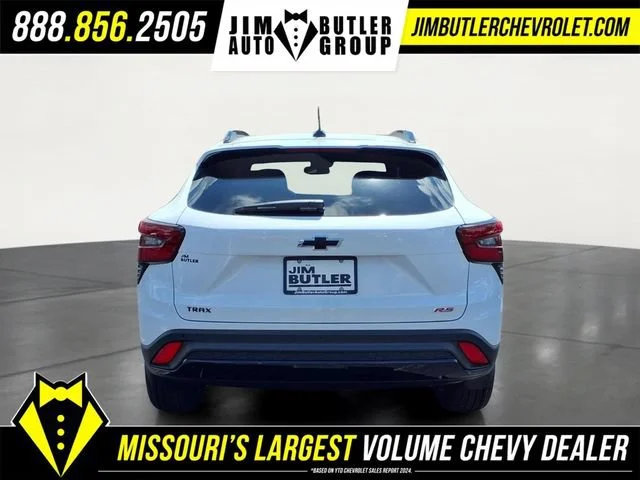 New 2026 Summit White Chevrolet 2RS image 19