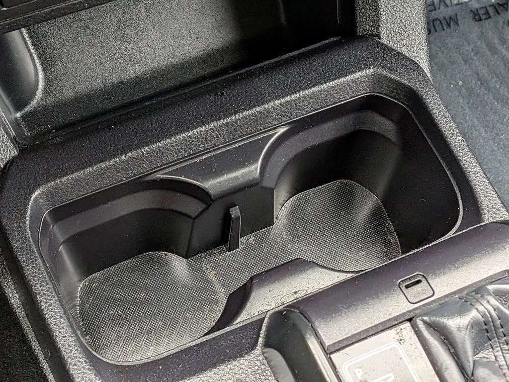 Used 2022 Gray Toyota SR image 19