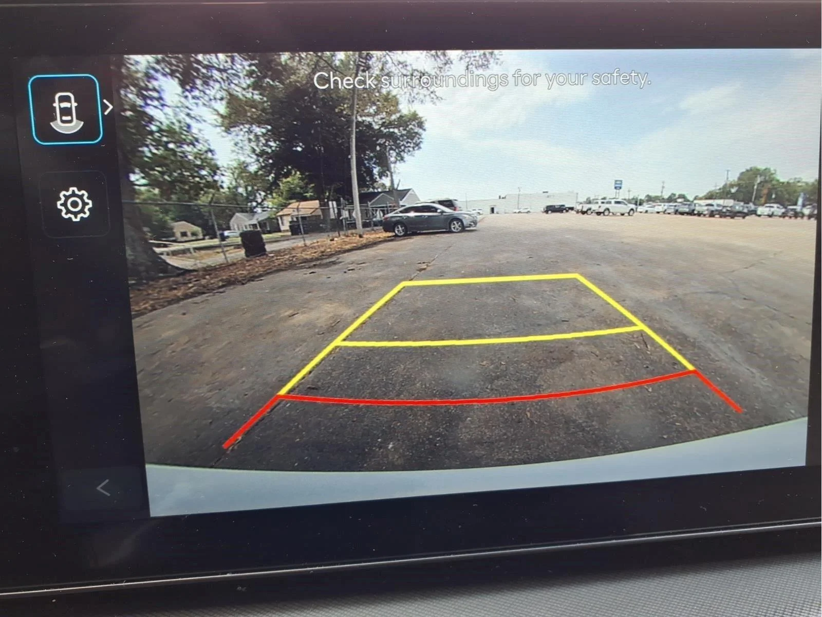 Used 2025  Hyundai SEL image 24