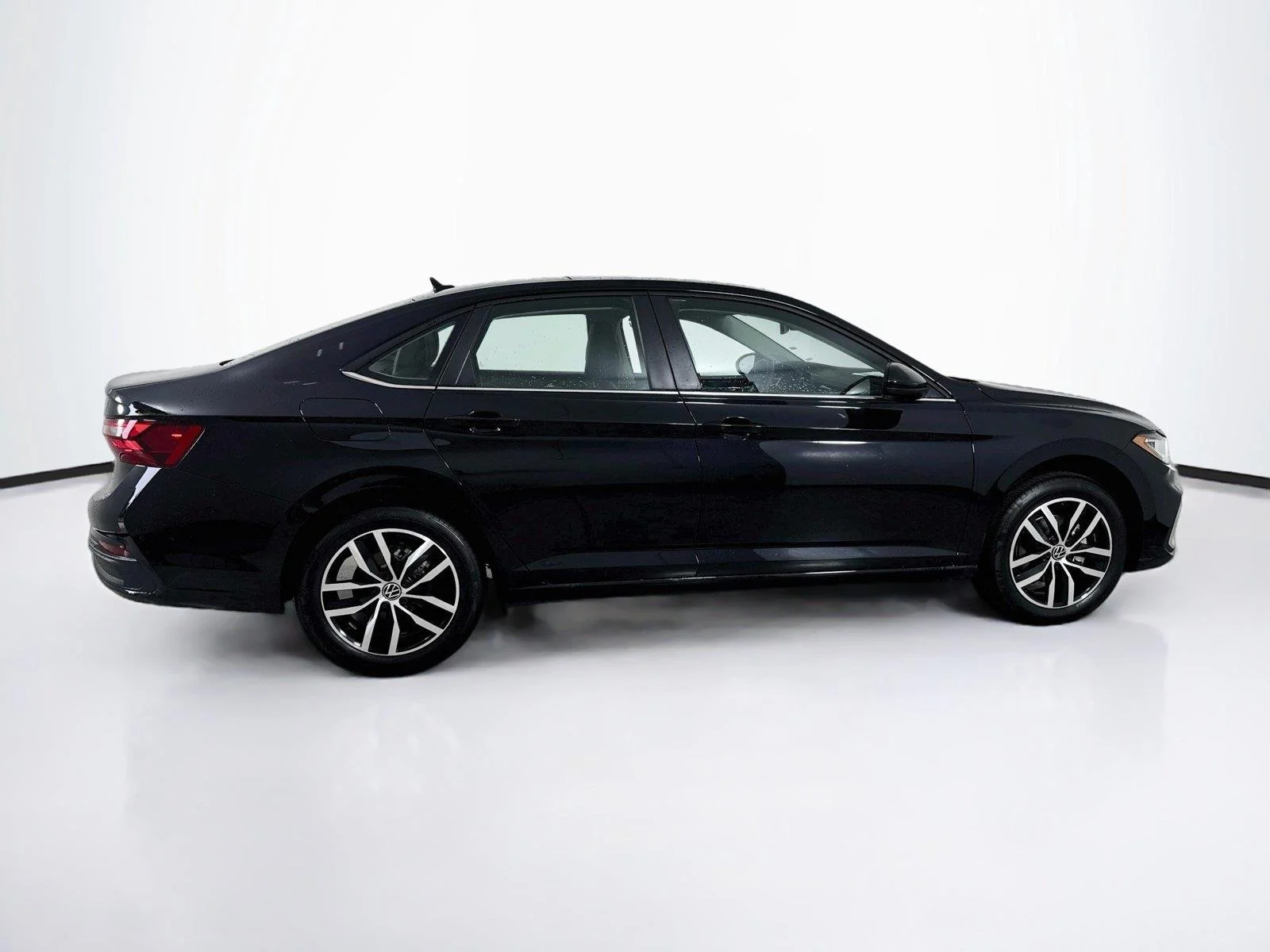 New 2027 Deep Black Pearl Volkswagen SE image 8