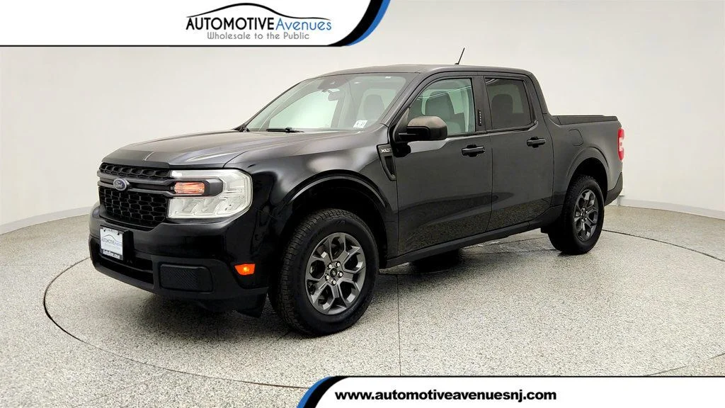 Used 2022 Shadow Black Ford XLT AWD SuperCrew image 1