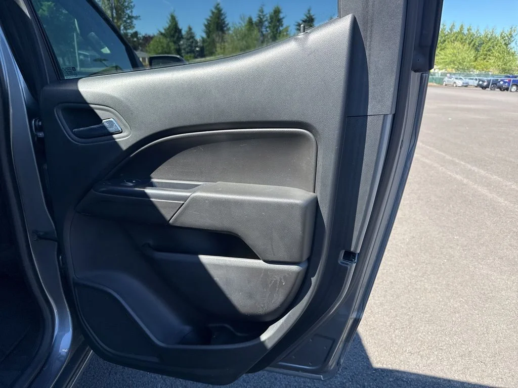 Used 2020 Satin Steel Metallic Chevrolet LT image 21