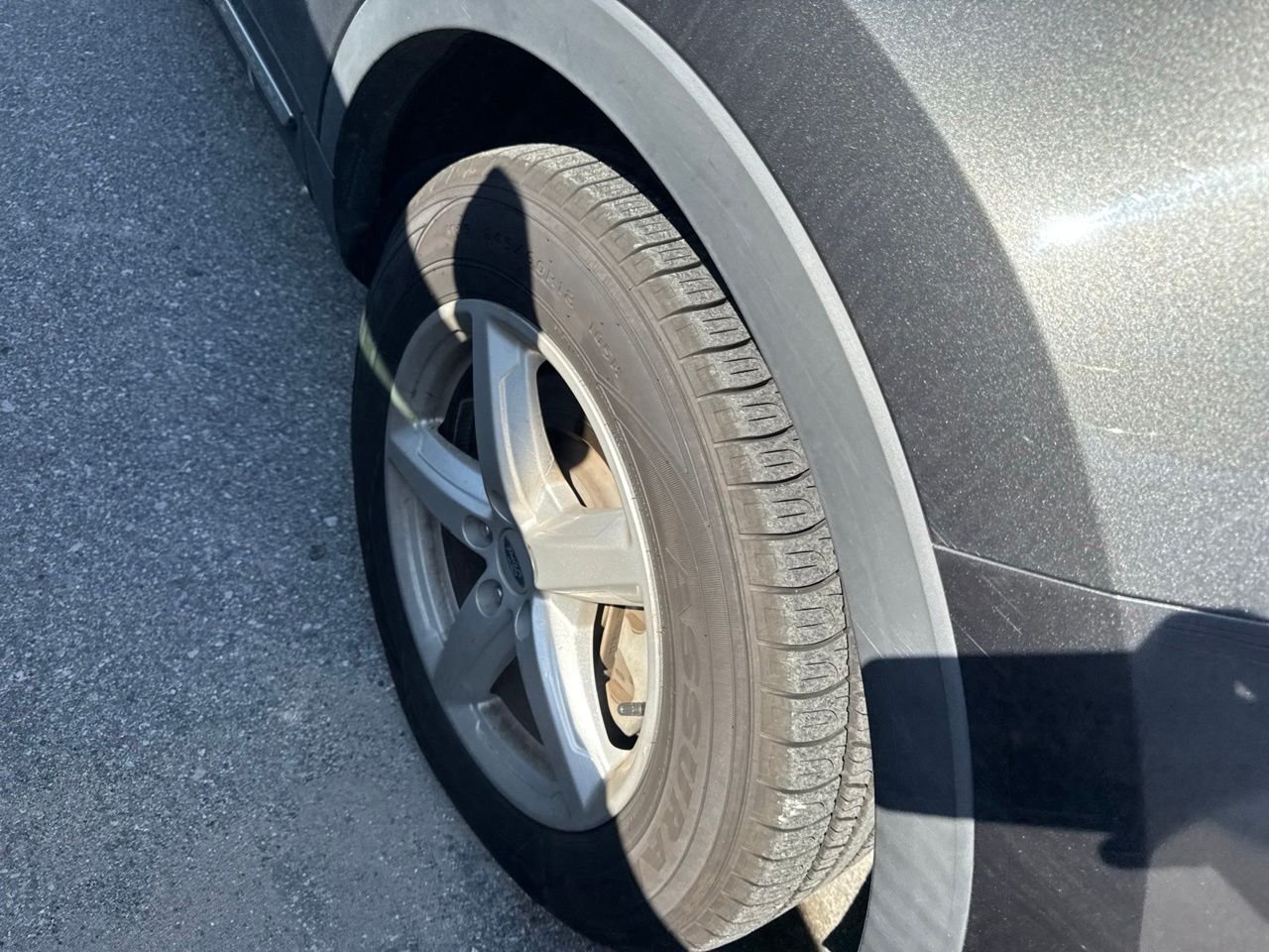 Used 2019 Gray Ford XLT image 4