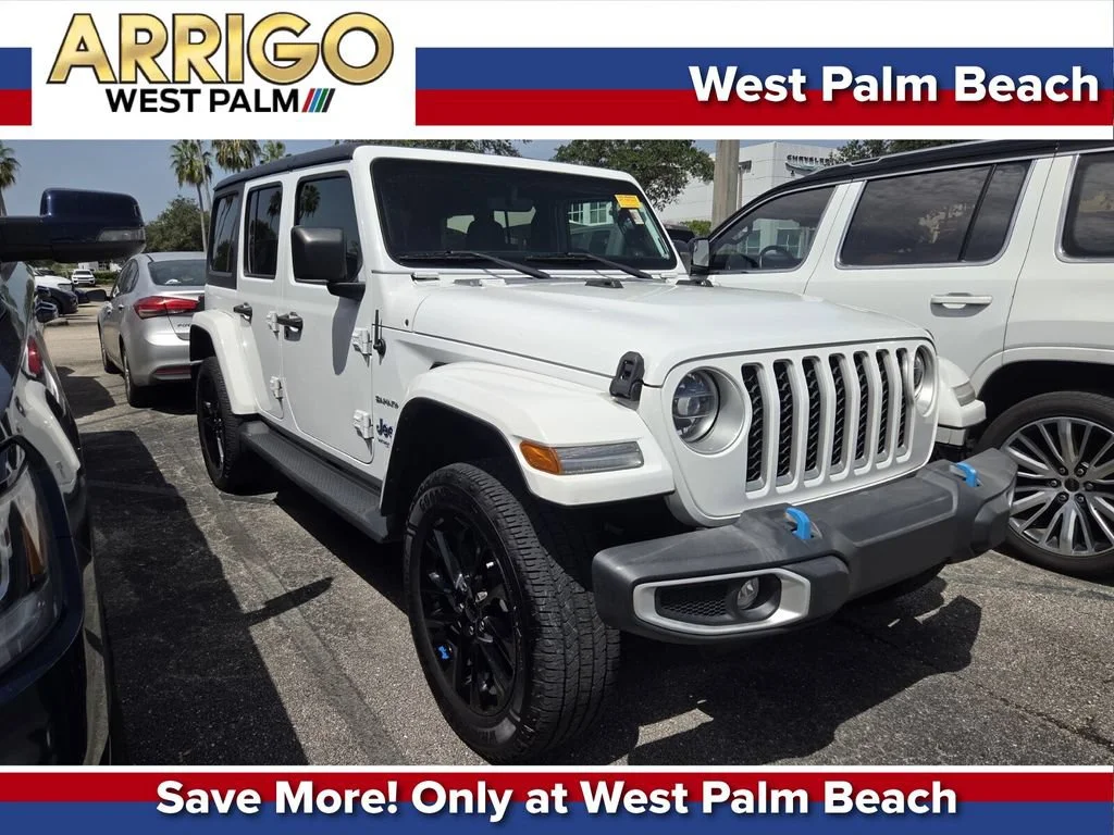 Used 2022 Bright White Clearcoat Jeep Unlimited Sahara image 1