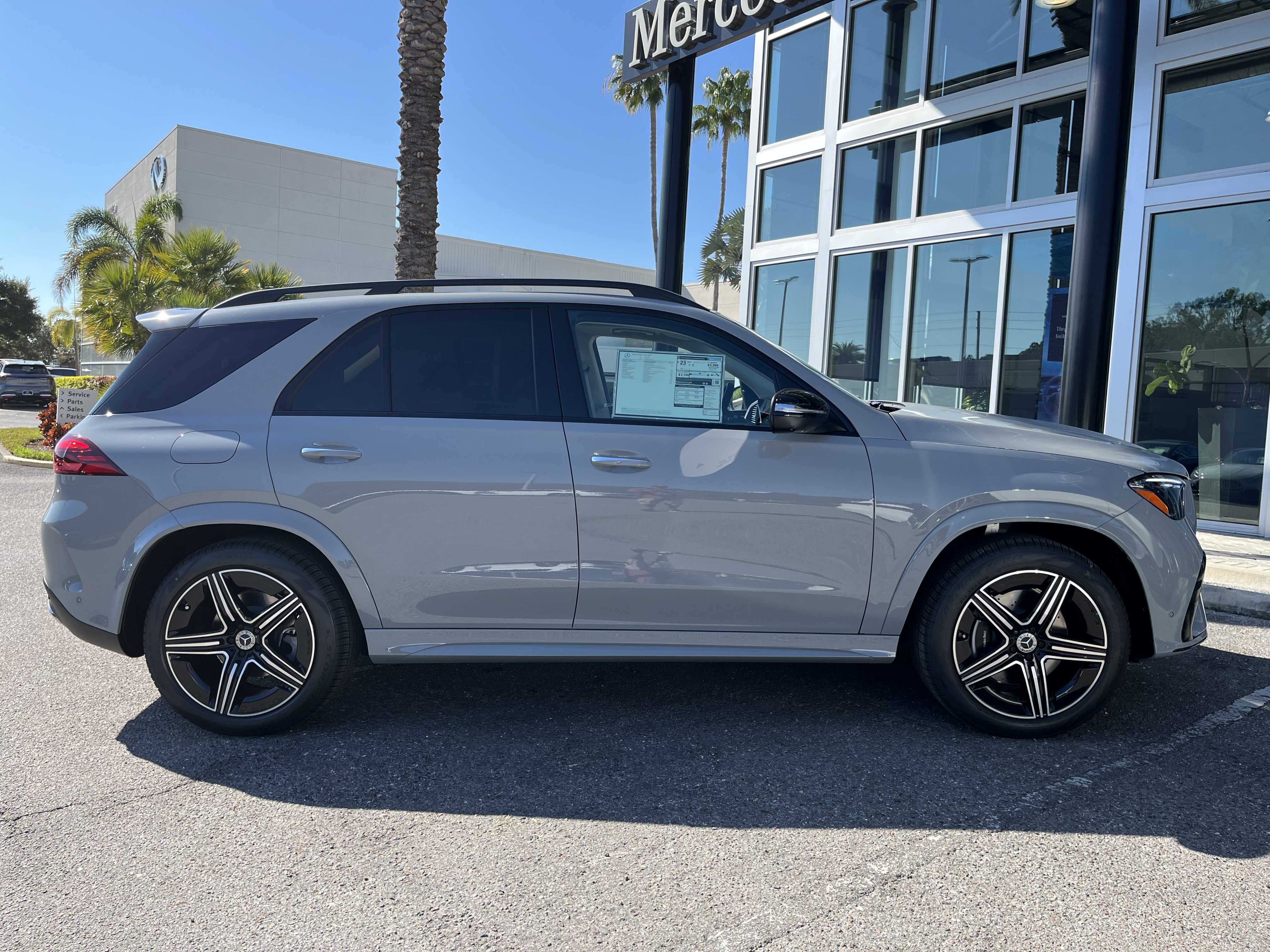 New 2026 MANUFAKTUR Alpine Grey Mercedes-Benz GLE 350 image 8