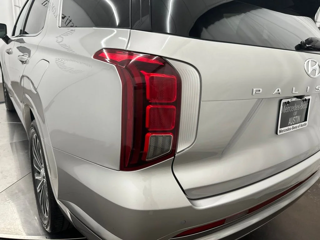 Used 2025 Silver Hyundai Calligraphy image 12