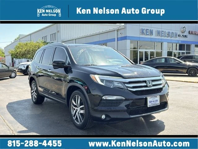 2017 Honda Pilot 4WD Touring's photo