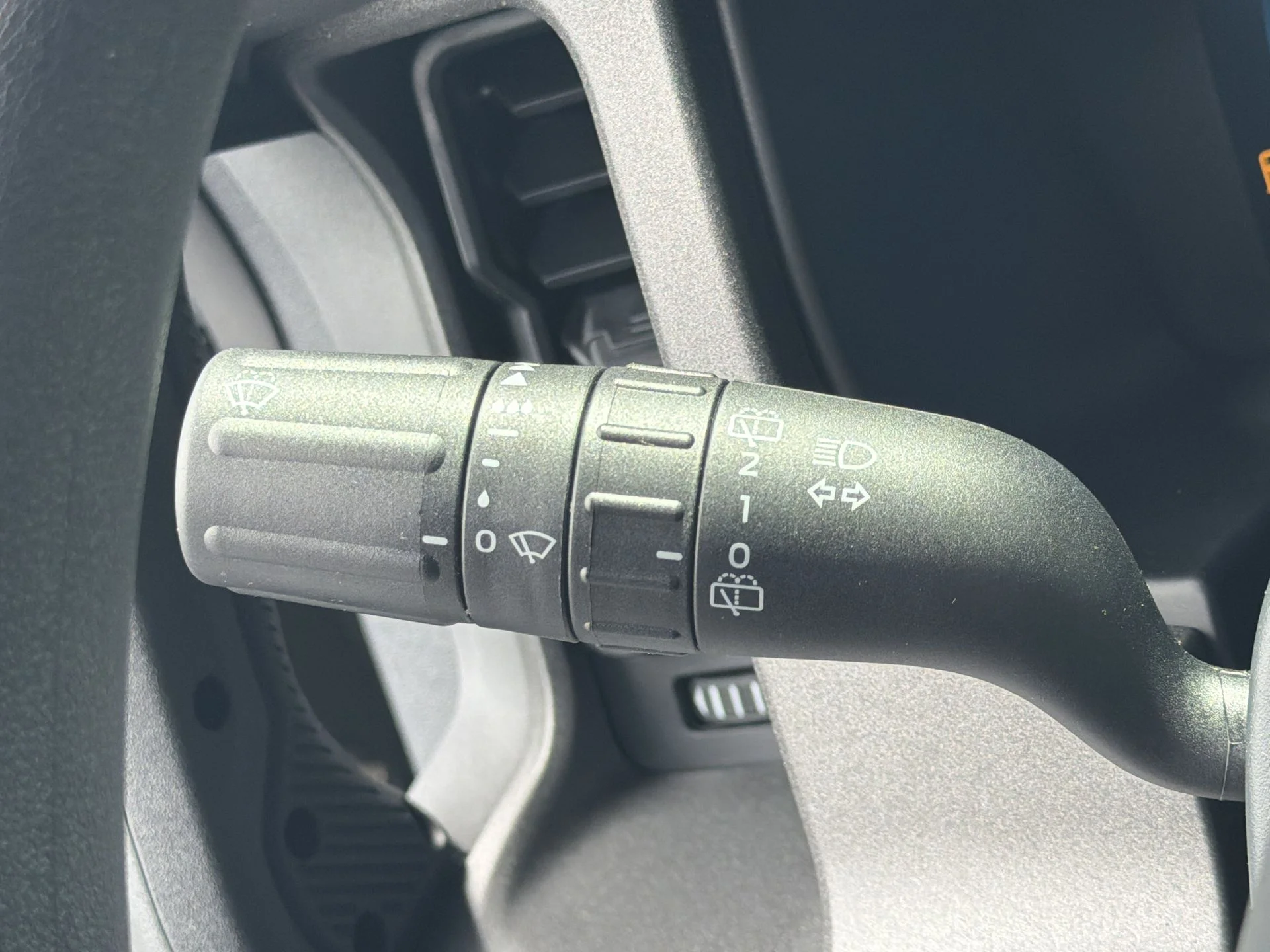 New 2026 Marsh Gray Ford Base image 15