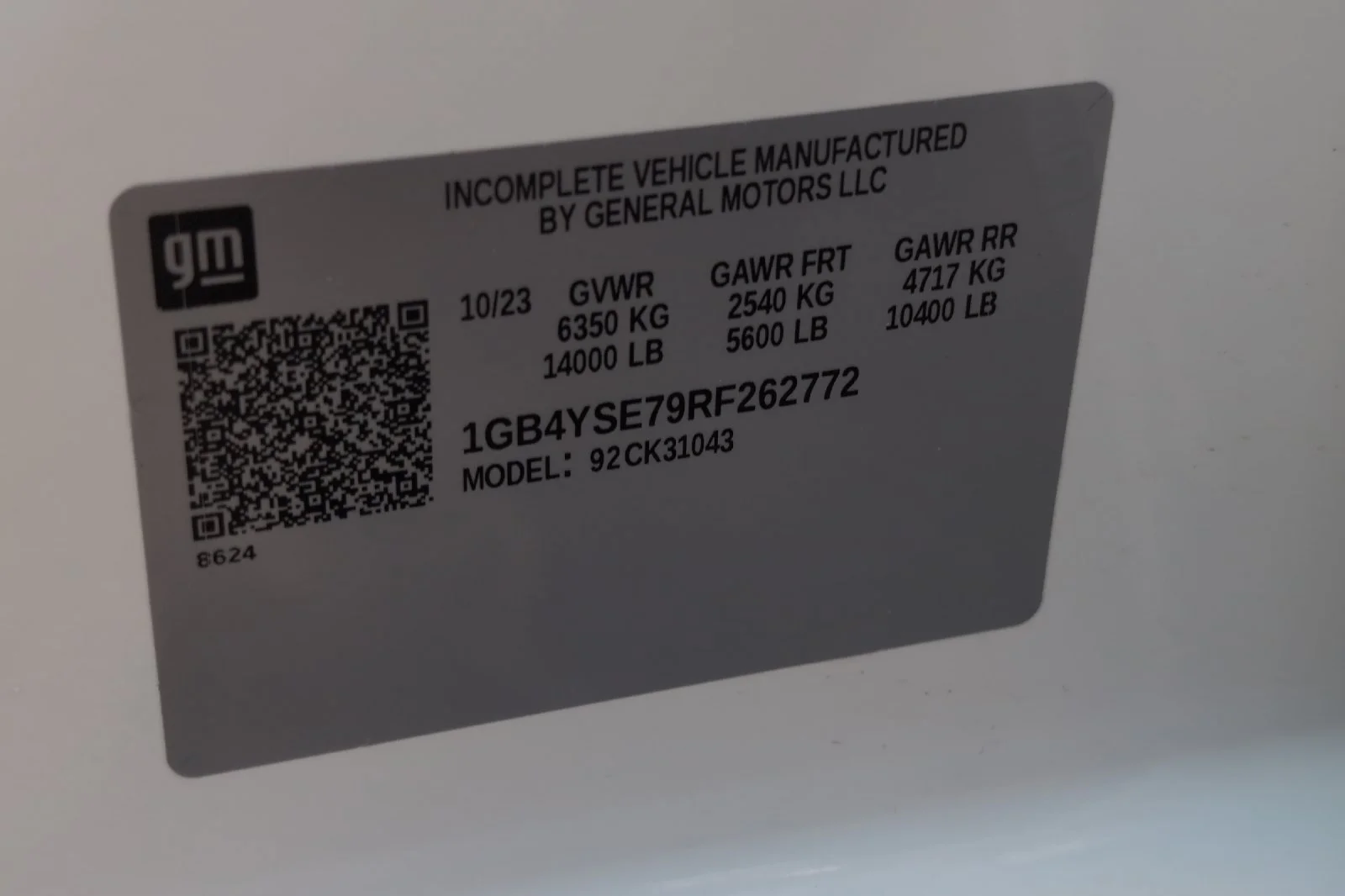 Used 2024 Summit White Chevrolet Work Truck image 28