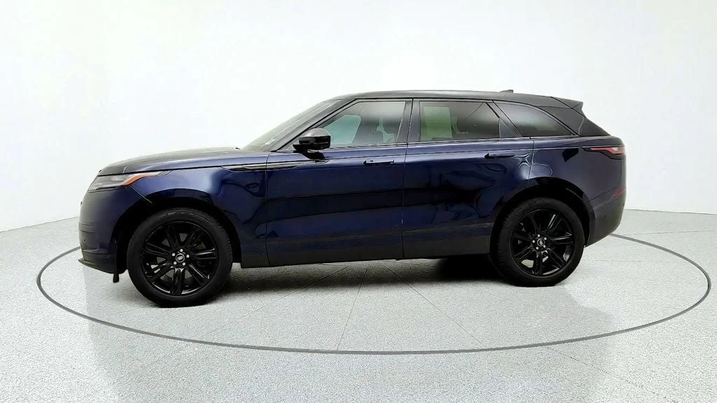 Used 2021 Portofino Blue Metallic Land Rover P250 S image 8