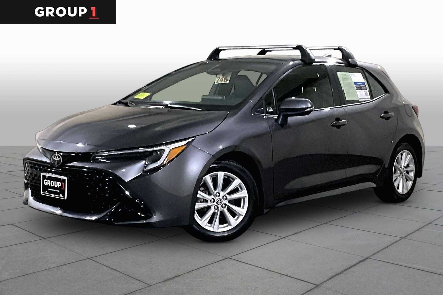 Pre-Owned 2025 Toyota Corolla Hatchback SE