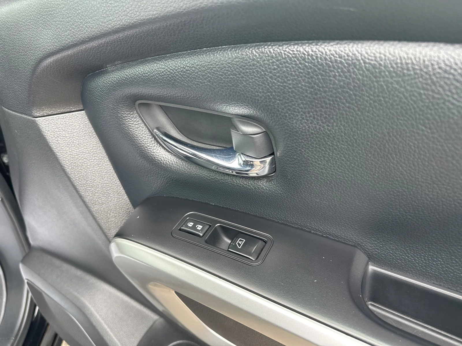 Used 2017 Black Nissan SV image 41