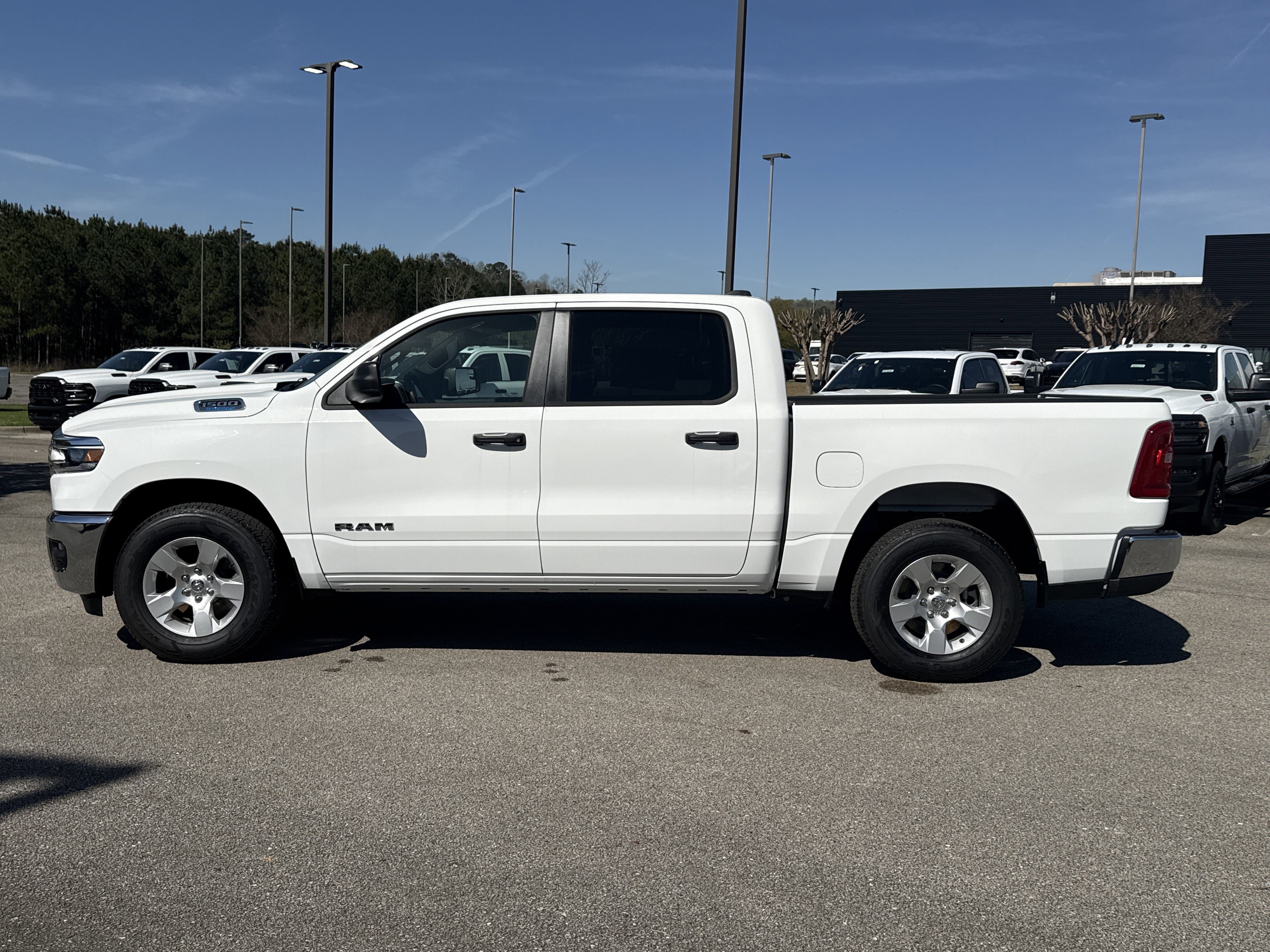 New 2026 Bright White Clearcoat RAM Big Horn/Lone Star image 4
