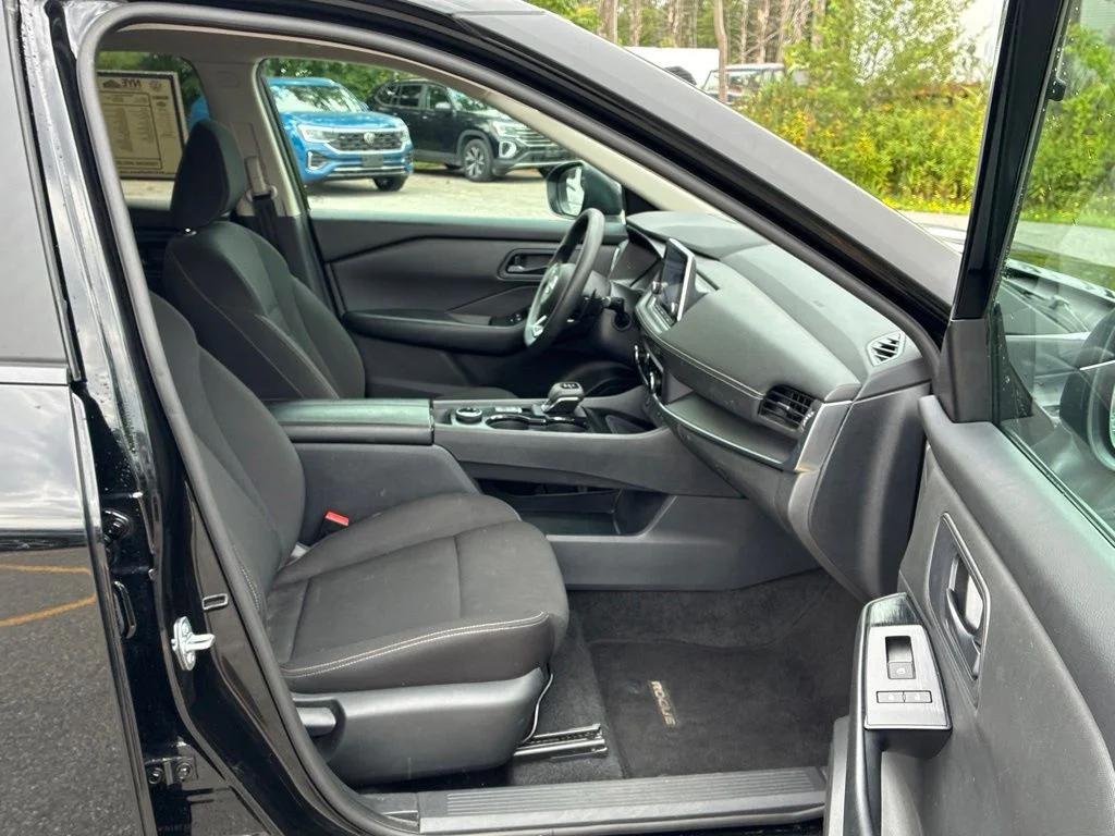 Used 2024 Black Nissan S image 40