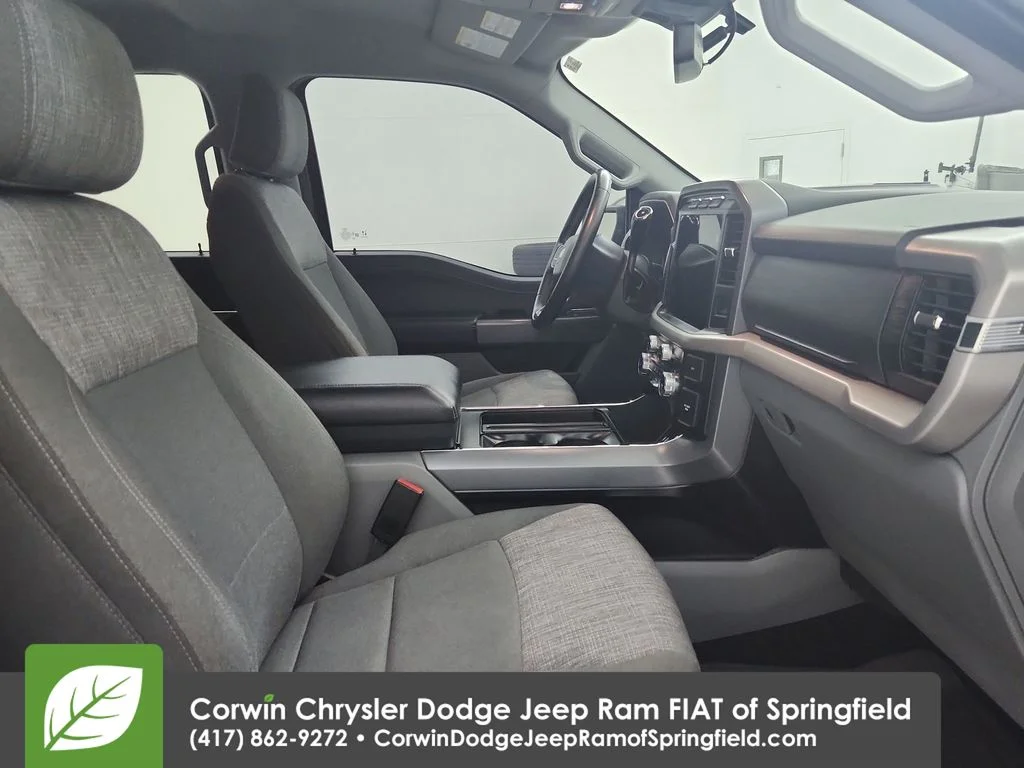 Used 2023 Gray Ford XLT image 31