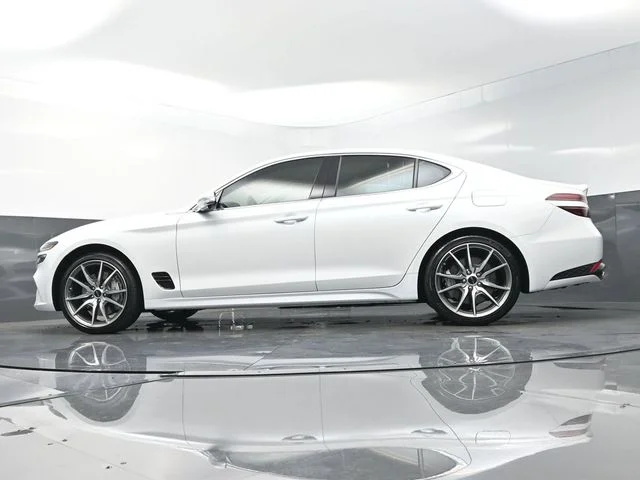 Used 2026 White Genesis 2.5T Prestige image 52