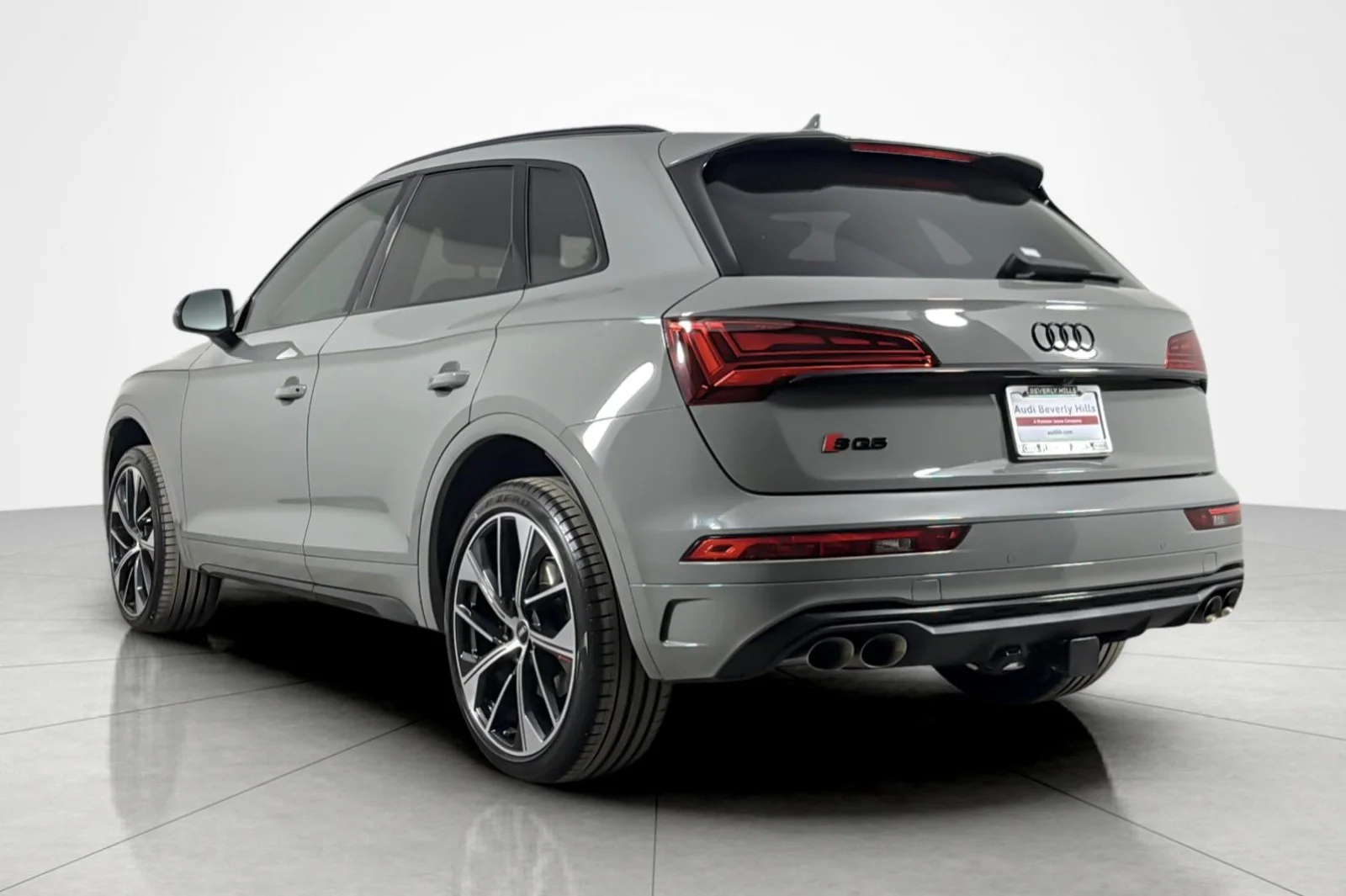 Used 2022 Quantum Gray Audi Premium Plus 3.0 TFSI quattro image 3