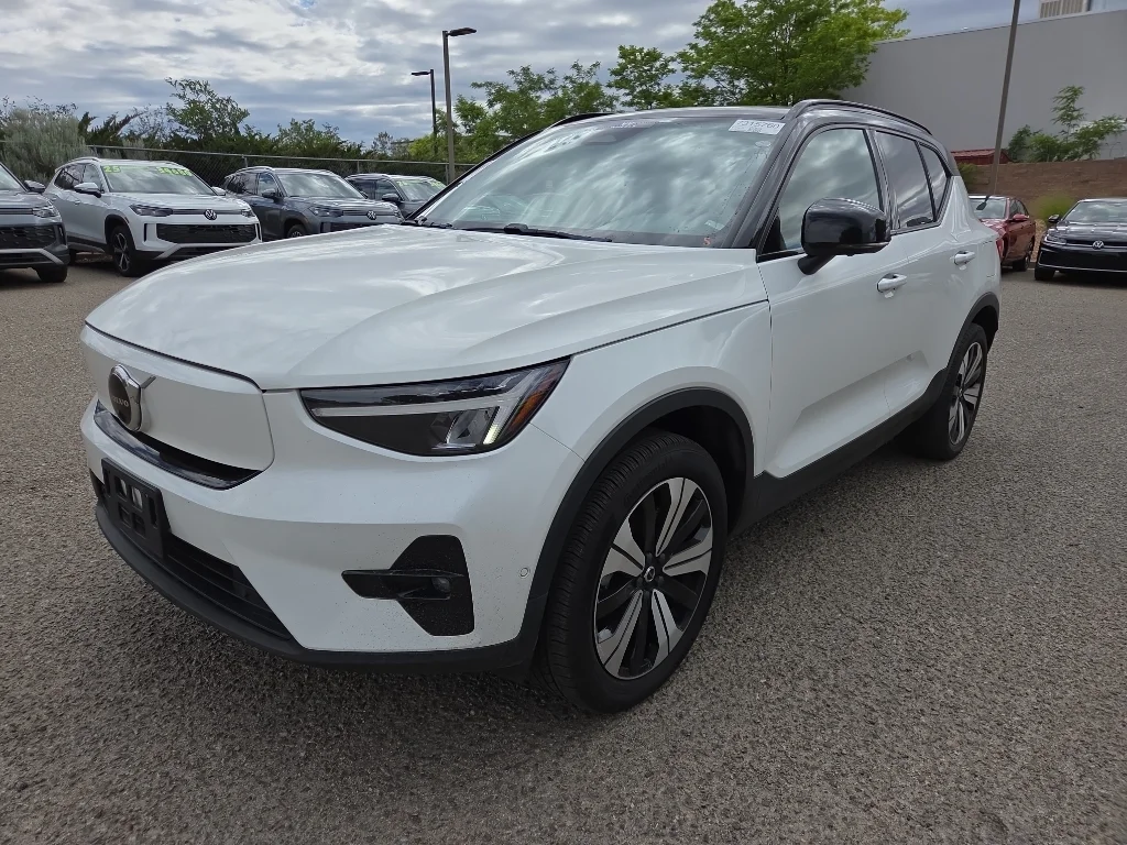 2023 Volvo XC40 P8 Recharge Plus AWD's photo