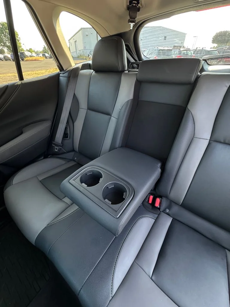 Used 2020 Silver Subaru Onyx Edition XT image 26