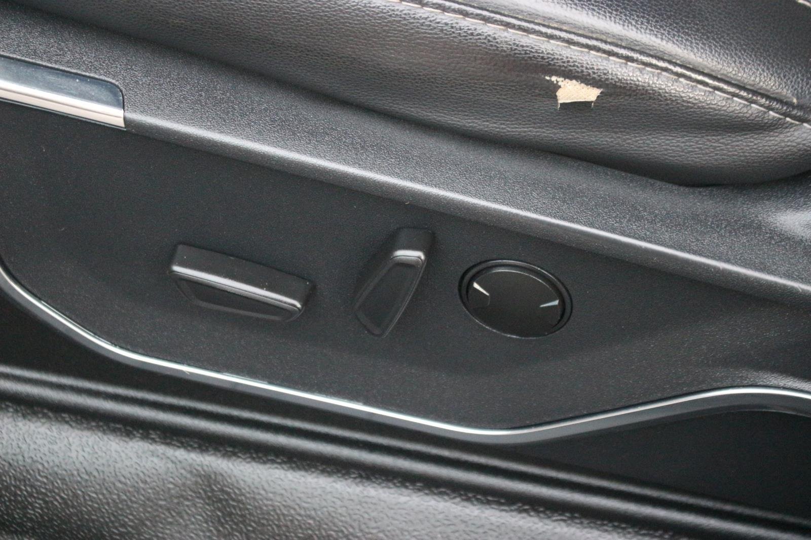 Used 2023 Black Ford XL image 18