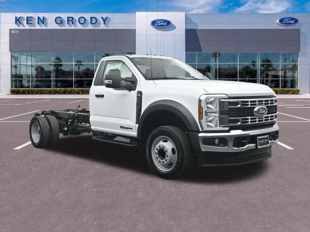 2026 Ford F-450 XL Regular Cab 169-In DRW's photo