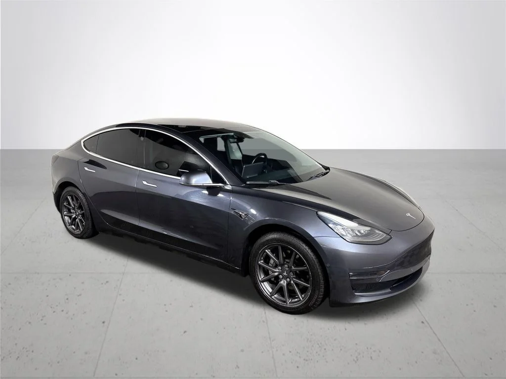 Used 2018 Gray Tesla Performance image 4